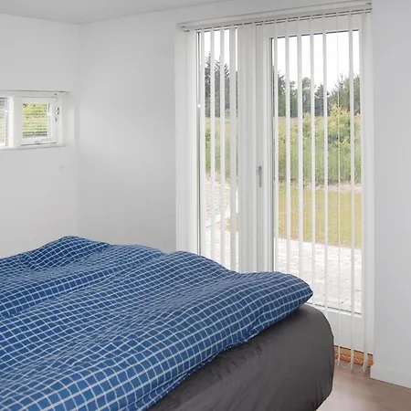 Three-bedroom In Feriehus Brovst