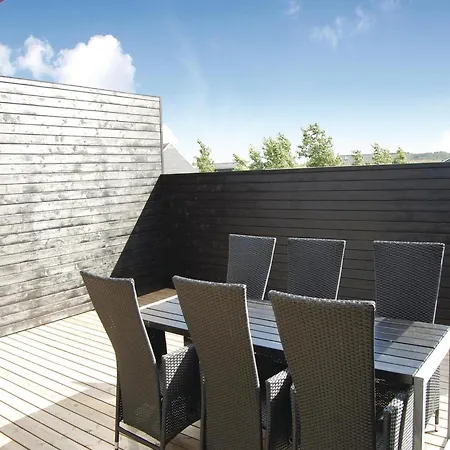 Feriehus Three-bedroom In